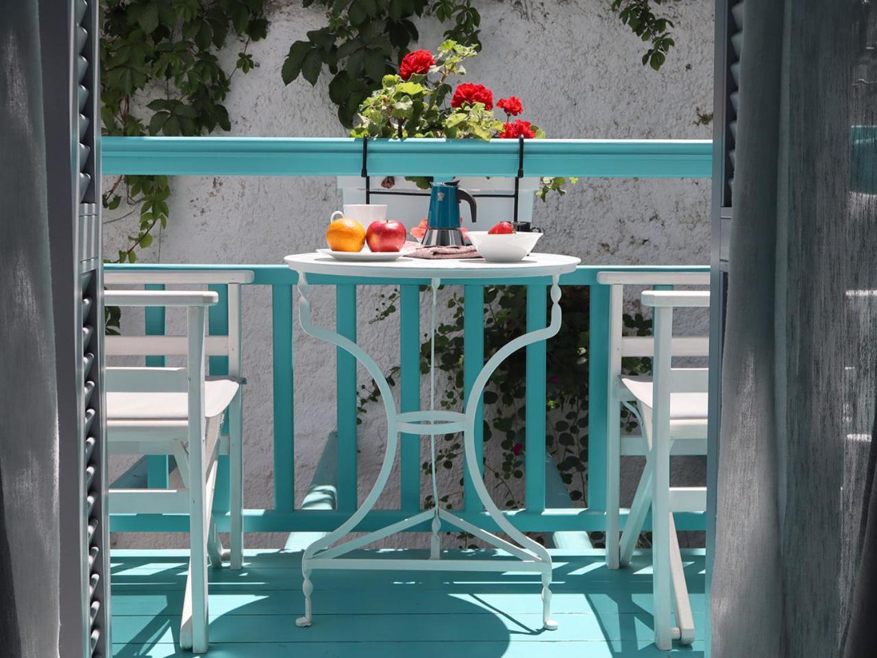 Tasoula Guest House Адамас Экстерьер фото